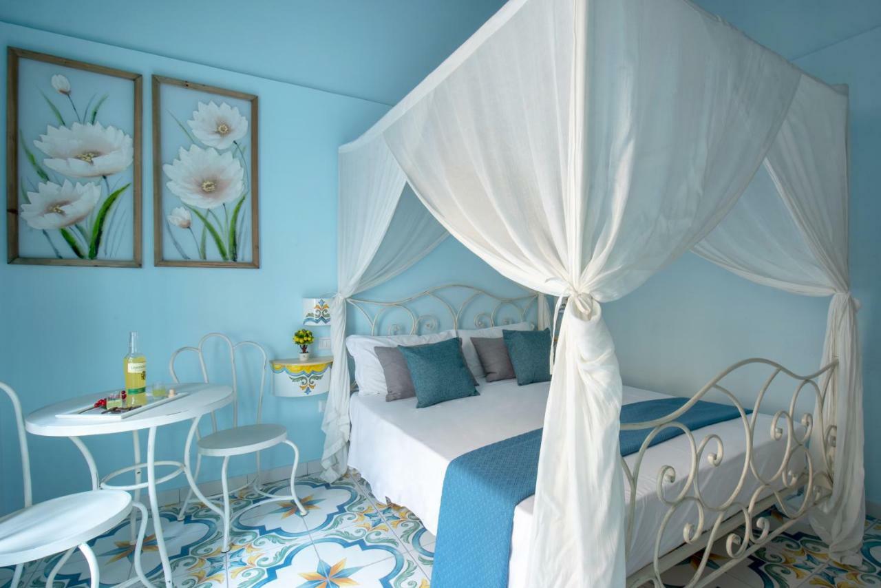 Regina Elena Bed and Breakfast Napoli Eksteriør billede