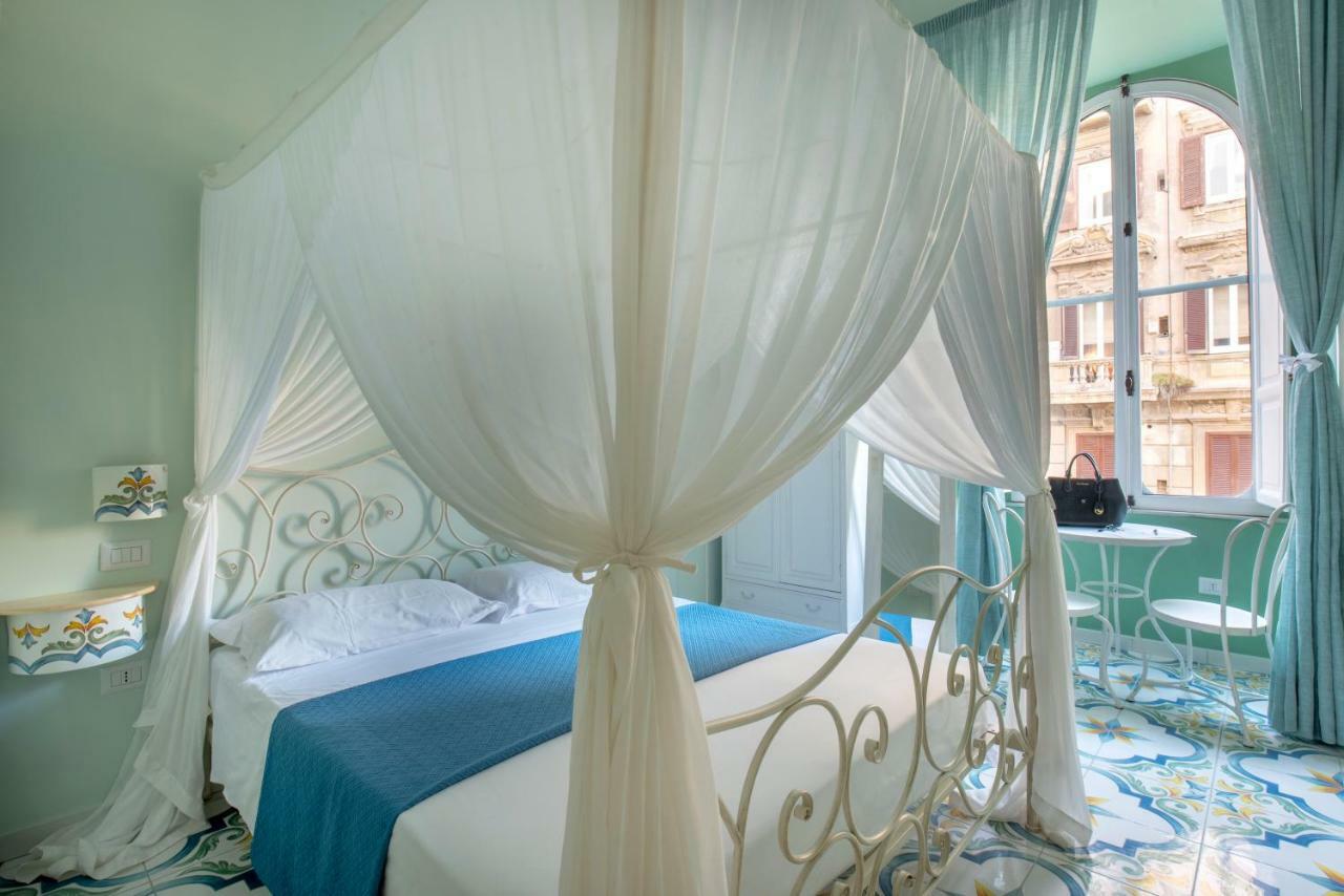 Regina Elena Bed and Breakfast Napoli Eksteriør billede
