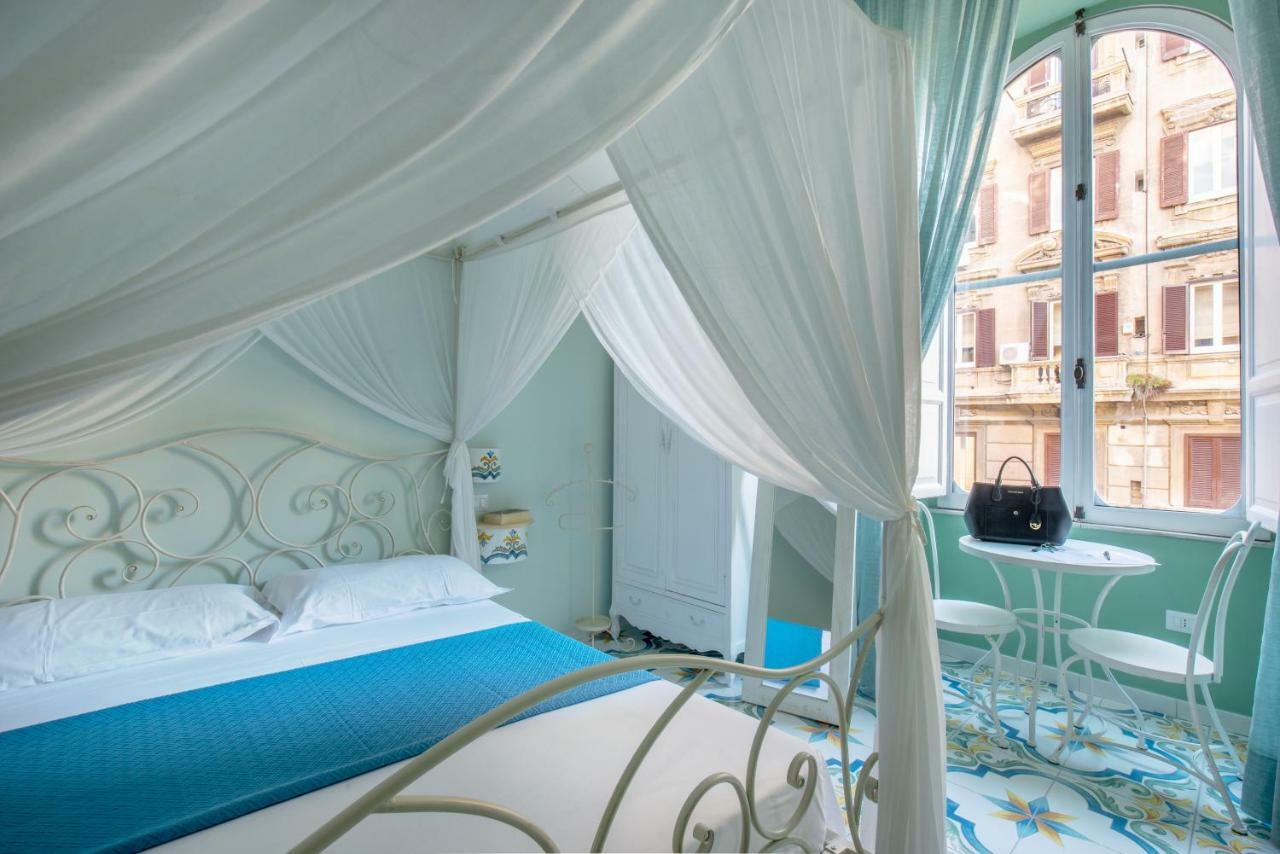 Regina Elena Bed and Breakfast Napoli Eksteriør billede